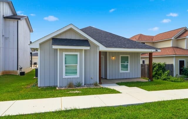 133  Lark Hill Rd, Floresville, TX 78114 — photo 2