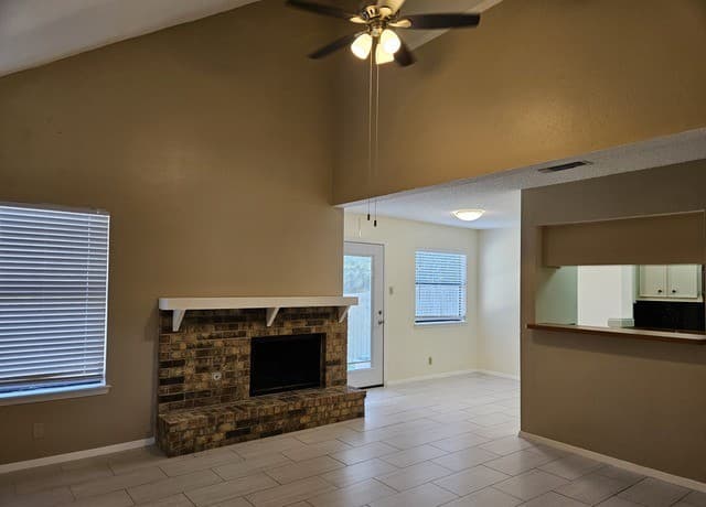 14208  Indian Woods, San Antonio, TX 78249 — photo 5
