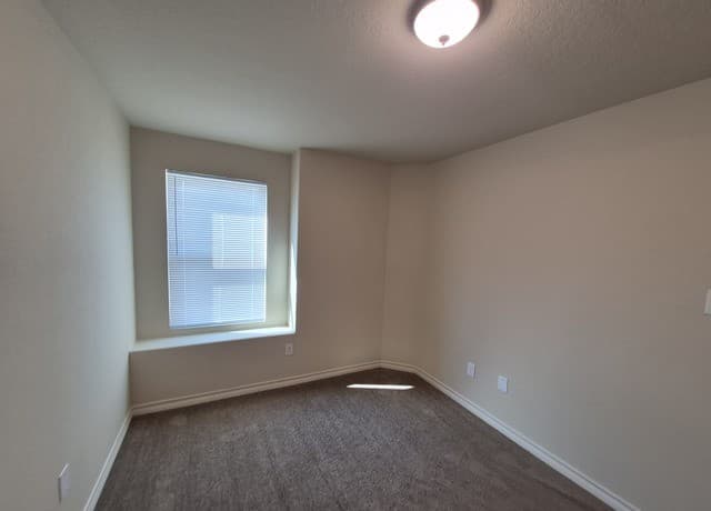 6327  Luglio Lane Unit 102, San Antonio, TX 78233 — photo 21