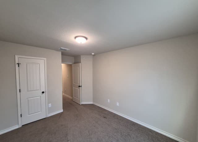 6327  Luglio Lane Unit 102, San Antonio, TX 78233 — photo 23
