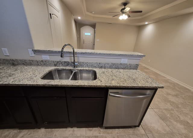 6327  Luglio Lane Unit 102, San Antonio, TX 78233 — photo 7
