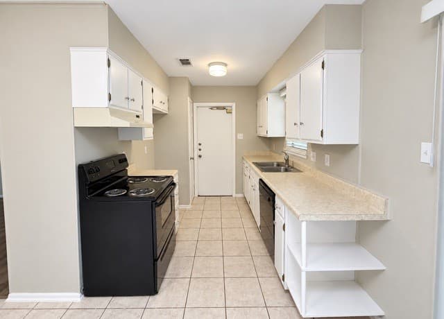 4815  Casa Corona St, San Antonio, TX 78233 — photo 10