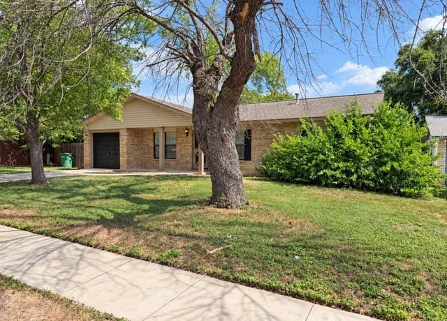 4815  Casa Corona St, San Antonio, TX 78233 — photo 3