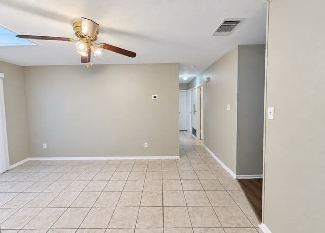 4815  Casa Corona St, San Antonio, TX 78233 — photo 8