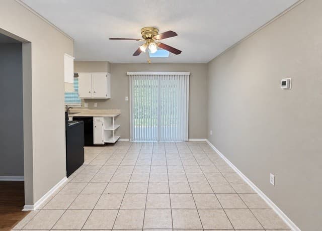 4815  Casa Corona St, San Antonio, TX 78233 — photo 9