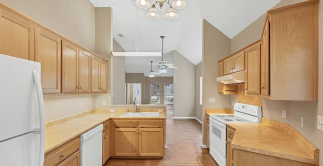 2239  Cotton, New Braunfels, TX 78130 — photo 10