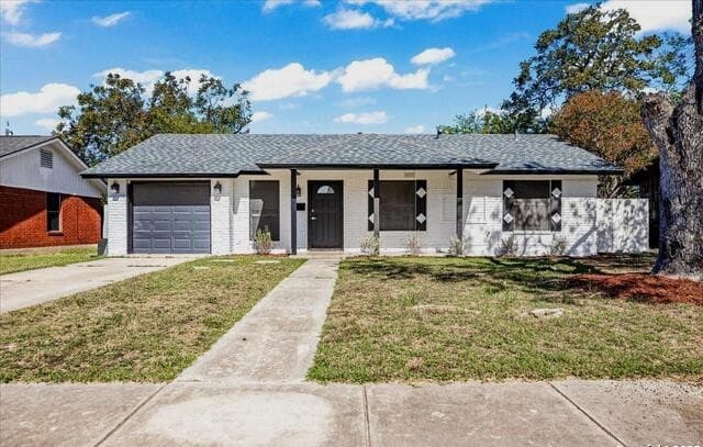 5027 Creekmoor Dr