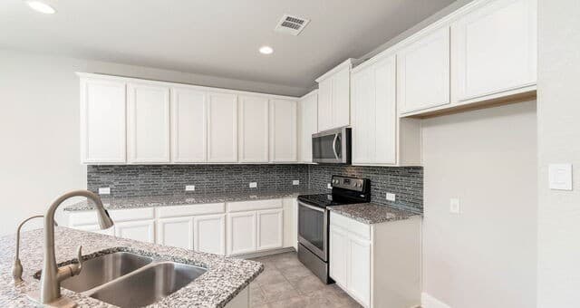 244  Heavenly Vw, Cibolo, TX 78108 — photo 2