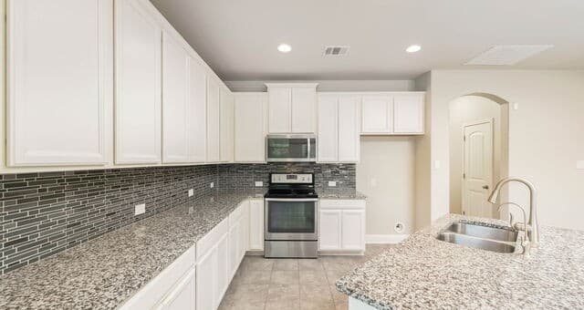 244  Heavenly Vw, Cibolo, TX 78108 — photo 4