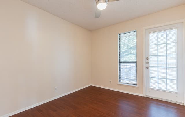 2542  Babcock Rd Unit D201, San Antonio, TX 78229 — photo 14