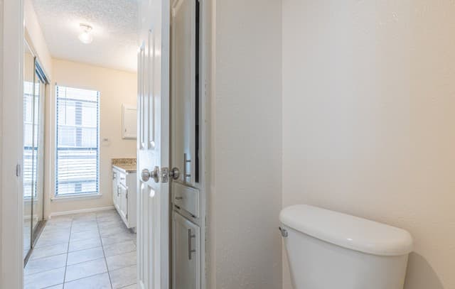 2542  Babcock Rd Unit D201, San Antonio, TX 78229 — photo 18