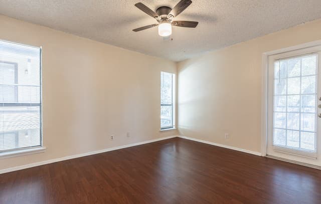 2542  Babcock Rd Unit D201, San Antonio, TX 78229 — photo 22