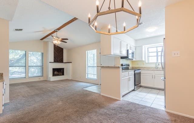 2542  Babcock Rd Unit D201, San Antonio, TX 78229 — photo 9