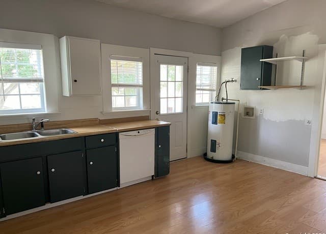 213 W Schulz St, Marion, TX 78124 — photo 5