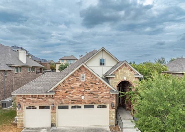 8515  Nichols Stone