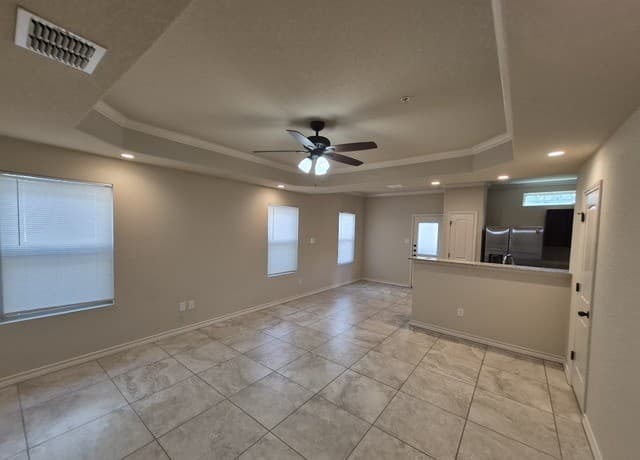 6422  Marcel Way Unit 104, San Antonio, TX 78233 — photo 2