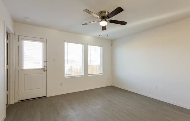 522  Chevre Rd, New Braunfels, TX 78130 — photo 4