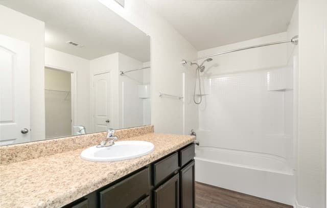 3923  Southton Vw, San Antonio, TX 78222 — photo 14