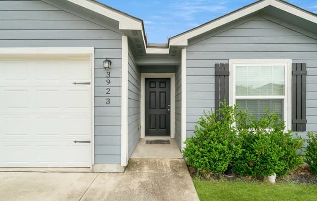 3923  Southton Vw, San Antonio, TX 78222 — photo 3