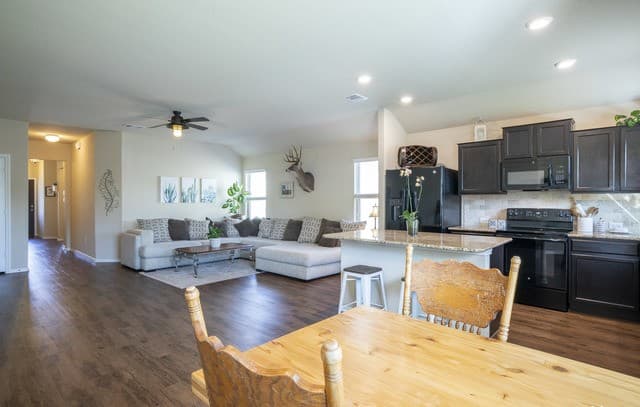 2934  Meadow Rdg, New Braunfels, TX 78130 — photo 18