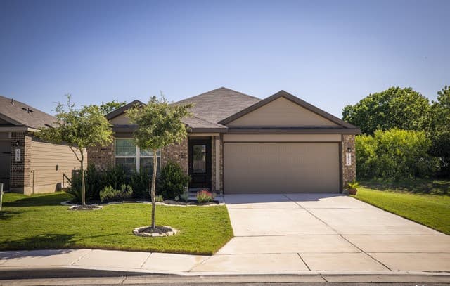 2934  Meadow Rdg, New Braunfels, TX 78130 — photo 3