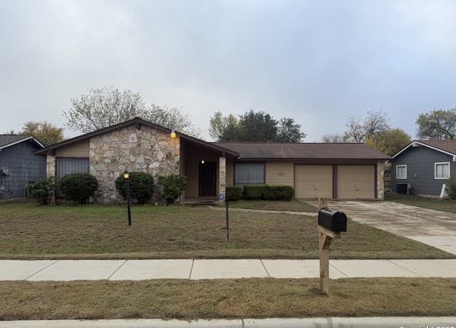 7422  Fieldgate Dr