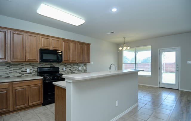 1209  Ruddy Duck, New Braunfels, TX 78130 — photo 3