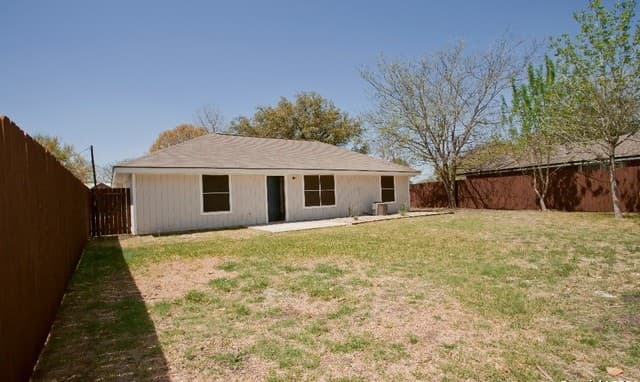 927  Lipan Dr, New Braunfels, TX 78130 — photo 20