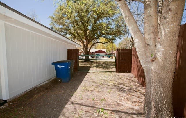 927  Lipan Dr, New Braunfels, TX 78130 — photo 21