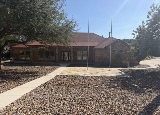 26335  Shady Acres