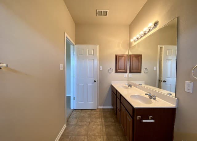 143  Cardinal Way, San Antonio, TX 78253 — photo 12