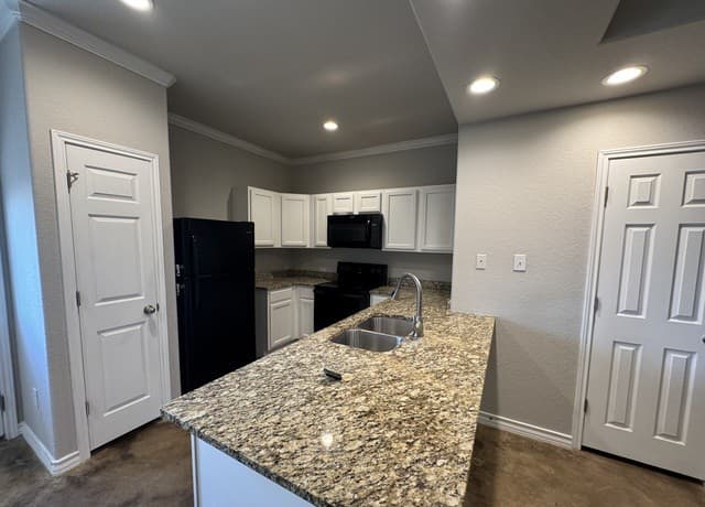 16922  Dancing Ava Unit 3, Selma, TX 78154 — photo 6