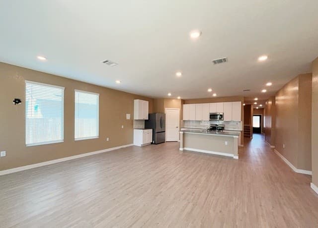 13827 S Strange Way, San Antonio, TX 78221 — photo 14