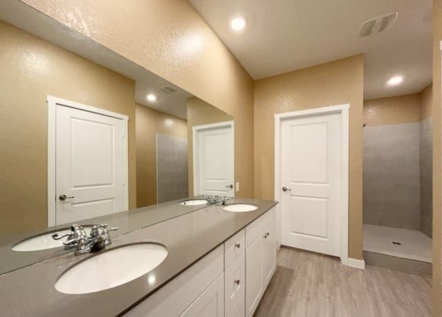 13827 S Strange Way, San Antonio, TX 78221 — photo 22