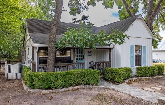 507 W San Antonio, Boerne, TX 78006 — photo 2