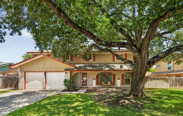 5835  Royal Haven