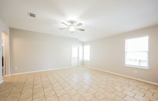 1711  Emerald Edge, San Antonio, TX 78245 — photo 4