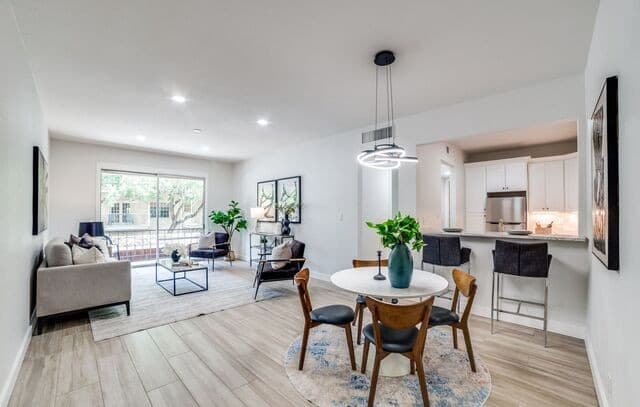 7711  Broadway Unit 11B