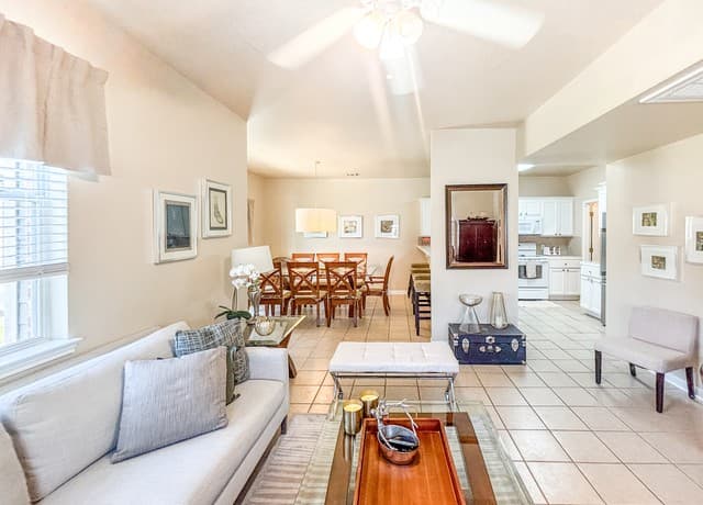 147  Chapel Hill Circle,