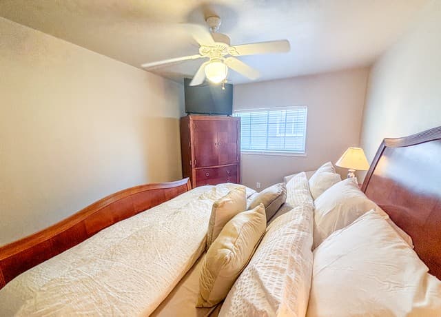 147  Chapel Hill Circle,, San Antonio, TX 78240 — photo 24