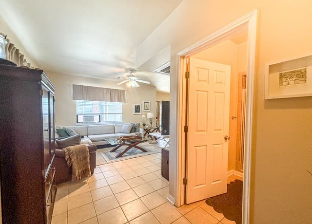 147  Chapel Hill Circle,, San Antonio, TX 78240 — photo 9