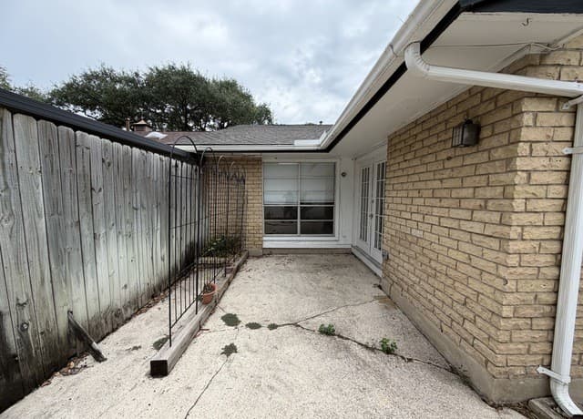 11119  Whisper Valley St, San Antonio, TX 78230 — photo 14