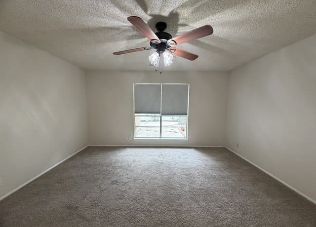 11119  Whisper Valley St, San Antonio, TX 78230 — photo 8