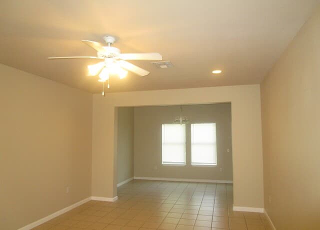 6918  Hallie Rdg, San Antonio, TX 78227 — photo 2