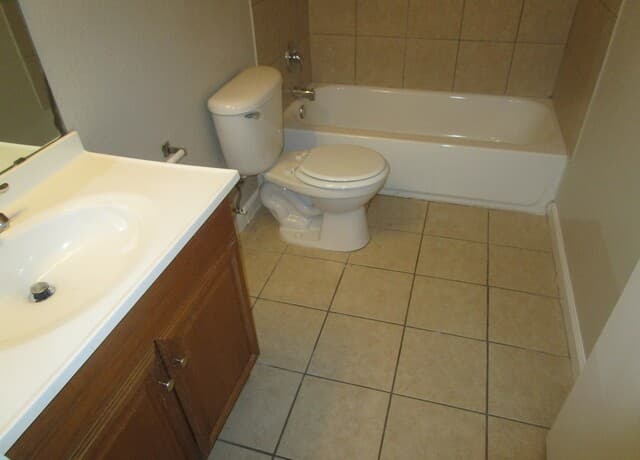 6918  Hallie Rdg, San Antonio, TX 78227 — photo 8