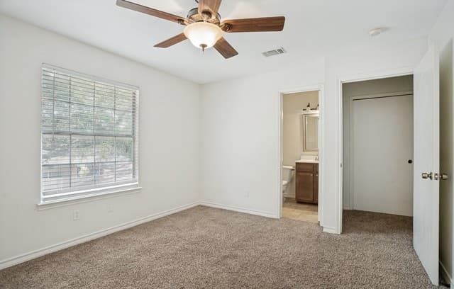 7739  Rustic Park, San Antonio, TX 78240 — photo 19