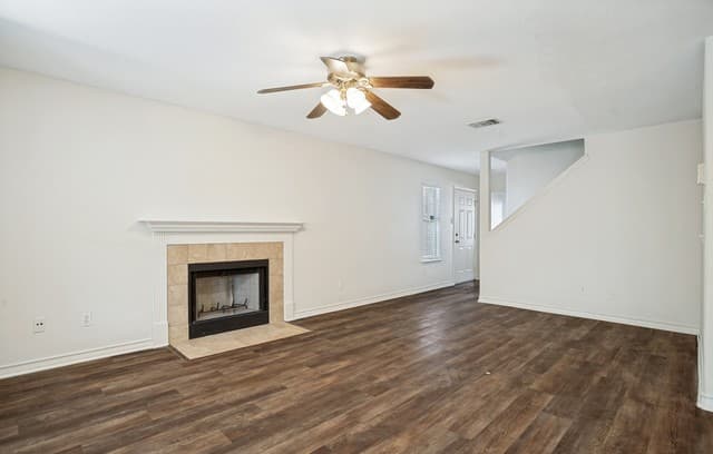 7739  Rustic Park, San Antonio, TX 78240 — photo 2