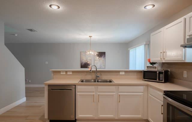 9814  Placid Bay, San Antonio, TX 78245 — photo 4