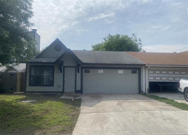 1407  Churing Dr
