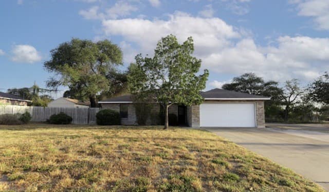 302  Bain Dr